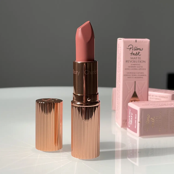Помада CHARLOTTE TILBURY MATTE REVOLUTION PILLOW TALK 3.5G 813090 фото